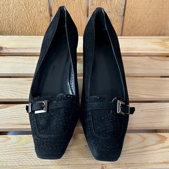 90s Stuart Weitzman Black Perforated Suede Kitten Heels, Size 7.5 Made in Spain - Picture 10 of 14